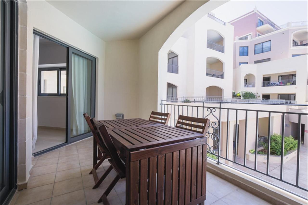 Lux Seaview & Pool-Hosted By Sweetstay Mellieħa Exterior foto