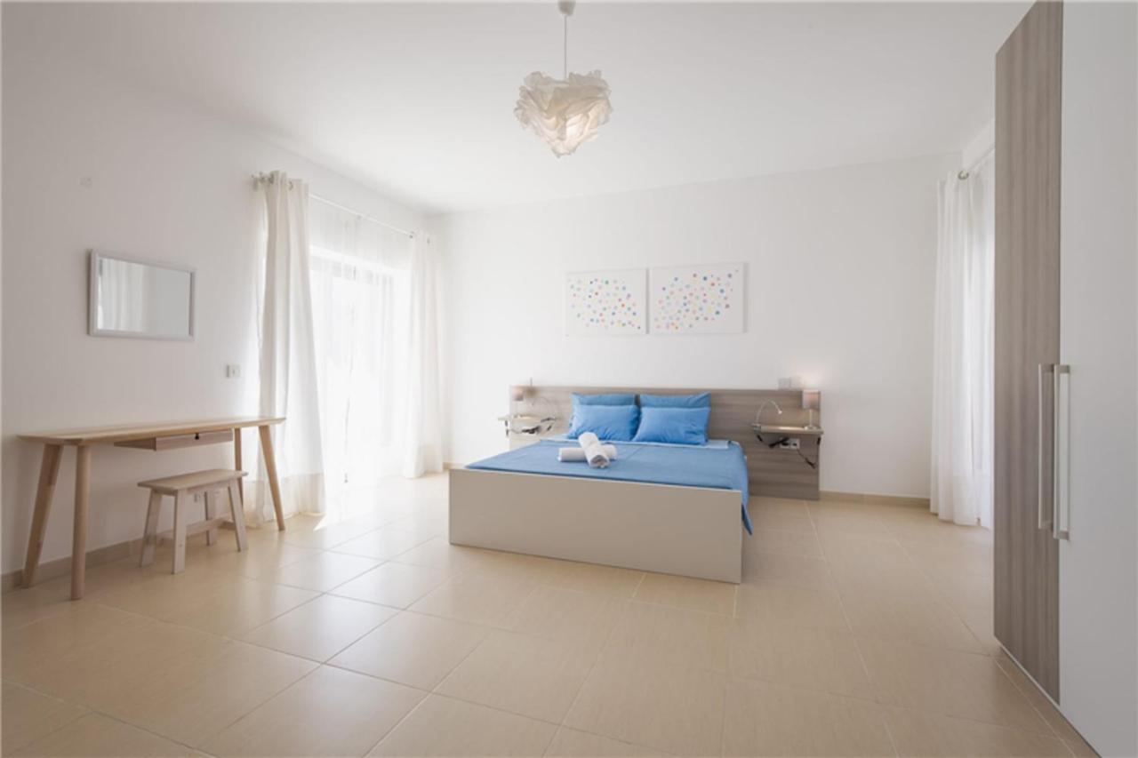 Lux Seaview & Pool-Hosted By Sweetstay Mellieħa Exterior foto